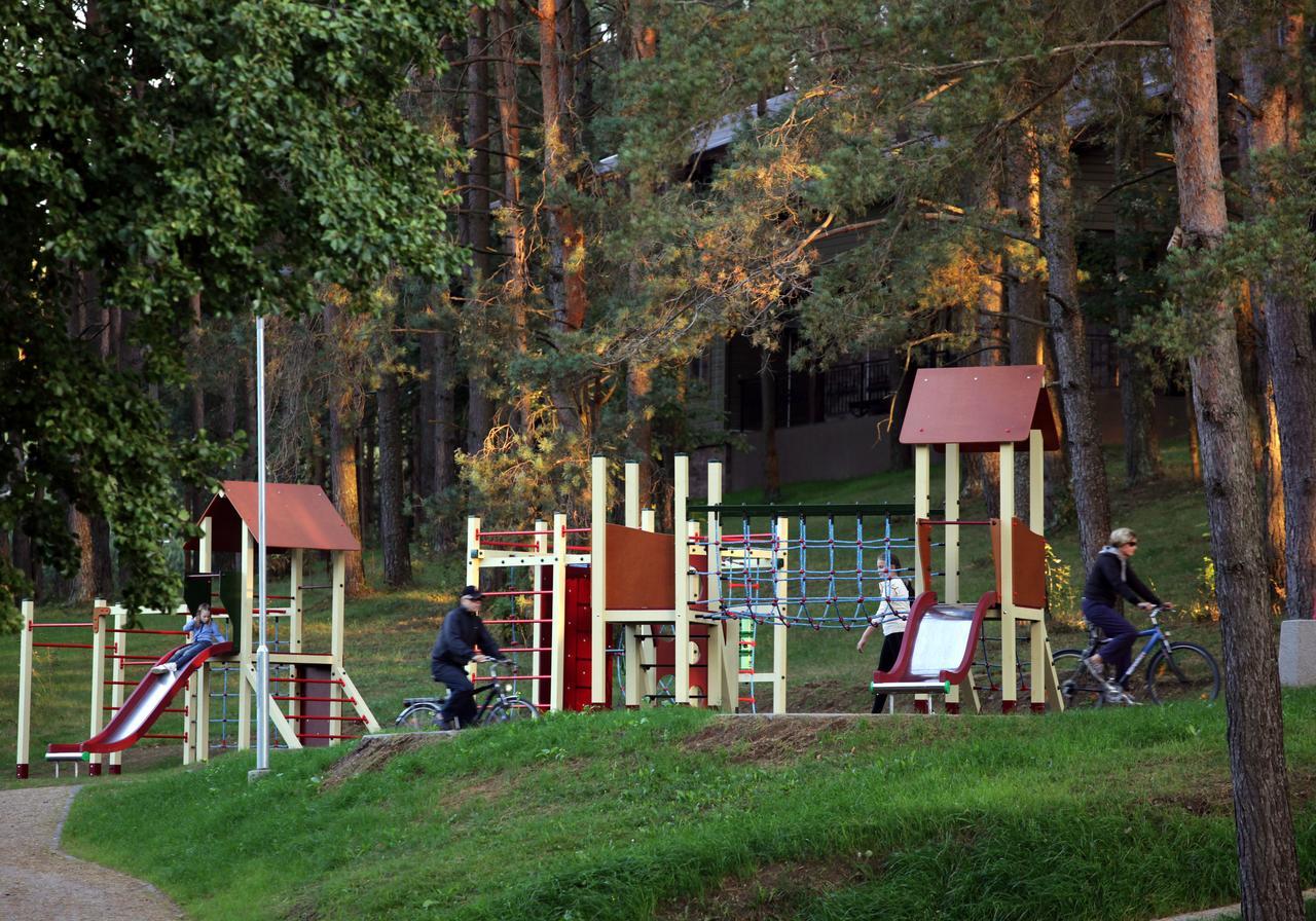 Guest House "Gerugne" Molėtai Exteriör bild
